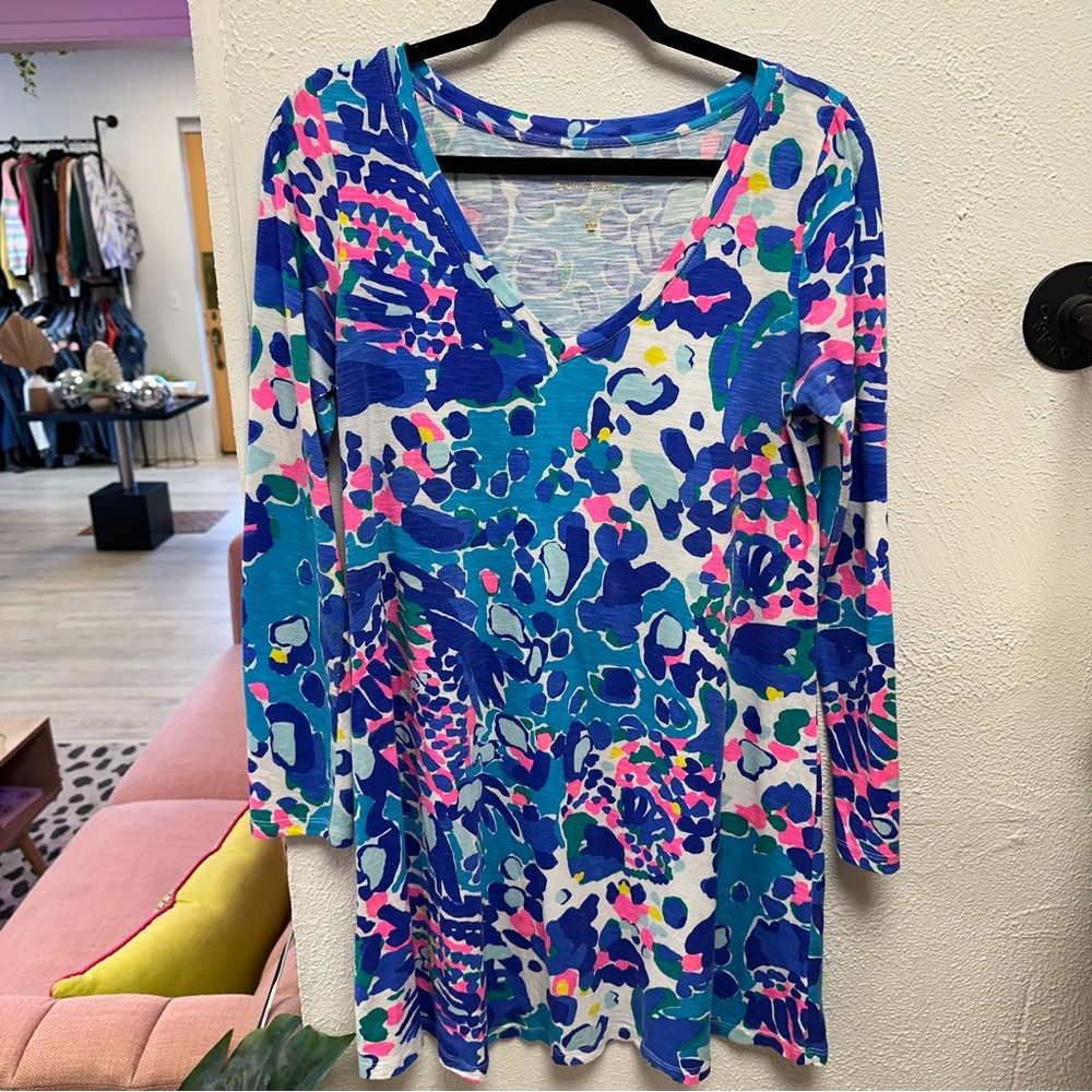 Lilly Pulitzer v-neck tunic shirt